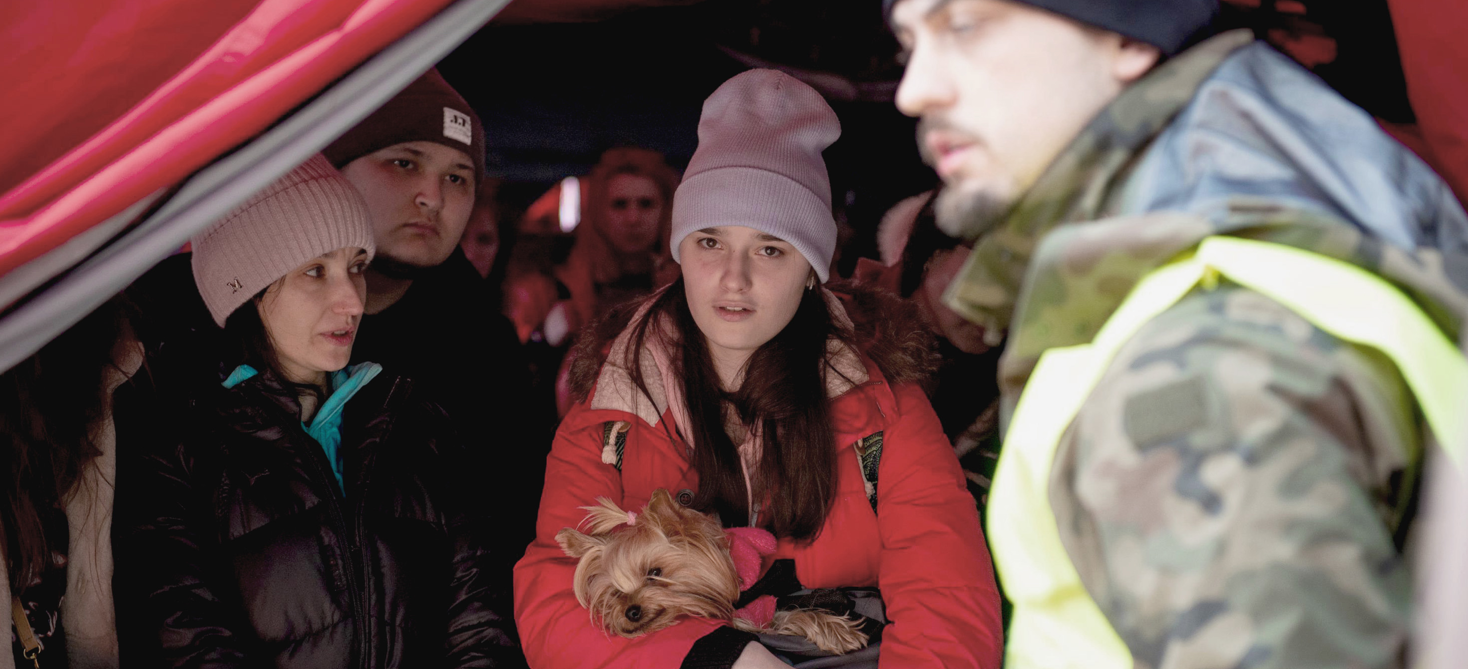 Ukrainian refugees crossing Polish border 
